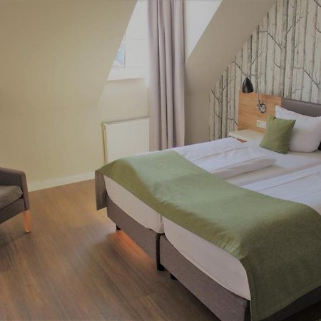 Hotel Eifelbraeu Битбург Экстерьер фото