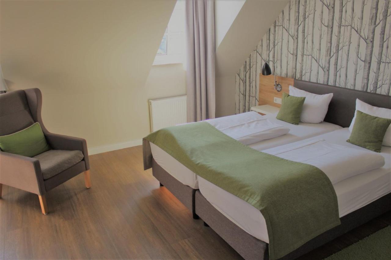 Hotel Eifelbraeu Битбург Экстерьер фото